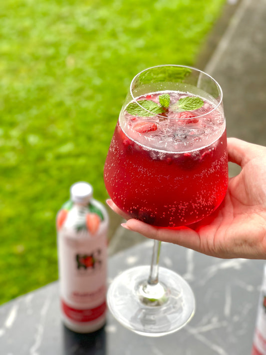 The Good Cocktail Co. Strawberry Rosé Spritz